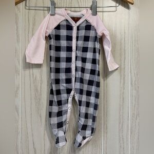 7 FOR ALL MANKIND 0-3 MO INFANT BABY ONE PC FOOTIE FOOTED OUTFIT SNAP NAVY PINK